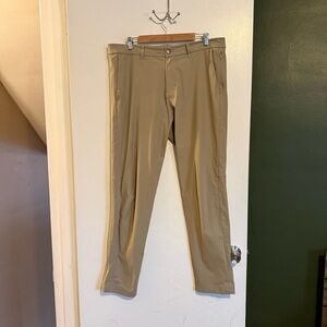 Lululemon beige LM5439S commission pant slim size 36